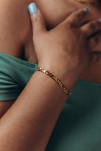 Load image into Gallery viewer, Flat figaro chain bracelet, adjustable length, wide gold chain, stacking bracelet, unisex, French vintage, street style chain, 925 silver