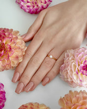 Load image into Gallery viewer, Dainty pearl ring. 18K gold vermeil, natural, solitaire pearl, minimalist ring, adjustable ring, gold filled ring, stacking ring, bridal 6