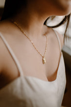Load image into Gallery viewer, Vintage rectangular mirror, statement necklace, chunky link chain, rectangle pendant, paperclip chain, street style, boho, unisex, 925 chain