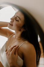 Load image into Gallery viewer, SEFFI - Rectangle link chain baroque pearl toggle necklace, gold large box chain French street style statement pearl bride wedding bridal