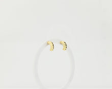 Load image into Gallery viewer, Small ribbed hoops, dainty bold hoops, gold puff hoops, canelé dessert earring, statement hoops, chunky hoops, vintage, creme brule, puffy