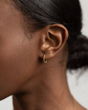 Load image into Gallery viewer, Twist rope huggie hoop, dainty gold hoops, spiral hoops, classic mini hoops, vintage style hoops, wreath hoops, twist hoops, lightweight