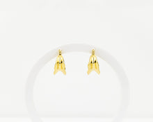 Load image into Gallery viewer, Chunky gold hoops, organic shape hoops, vintage style, bold, statement earring, raw edge, layered, thick, puffy, puff hoops, medium hoop