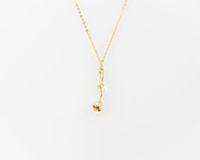 Load image into Gallery viewer, Flower pearl pendant, vintage flower necklace, genuine pearl necklace, tulip pendant, floral, rose, boho necklace, gold pearl necklace