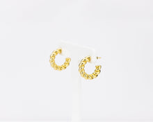 Load image into Gallery viewer, Chunky twist hoops, thick hoop earrings, spiral twist hoops, large gold hoops, statement hoops, French vintage, chunky wreath earrings, boho