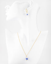 Load image into Gallery viewer, 40cm chain, porcelain flower necklace, 14K gold filled, ceramic floral bead pendant, red, blue flower, china, vintage, handcrafted, 14KGF